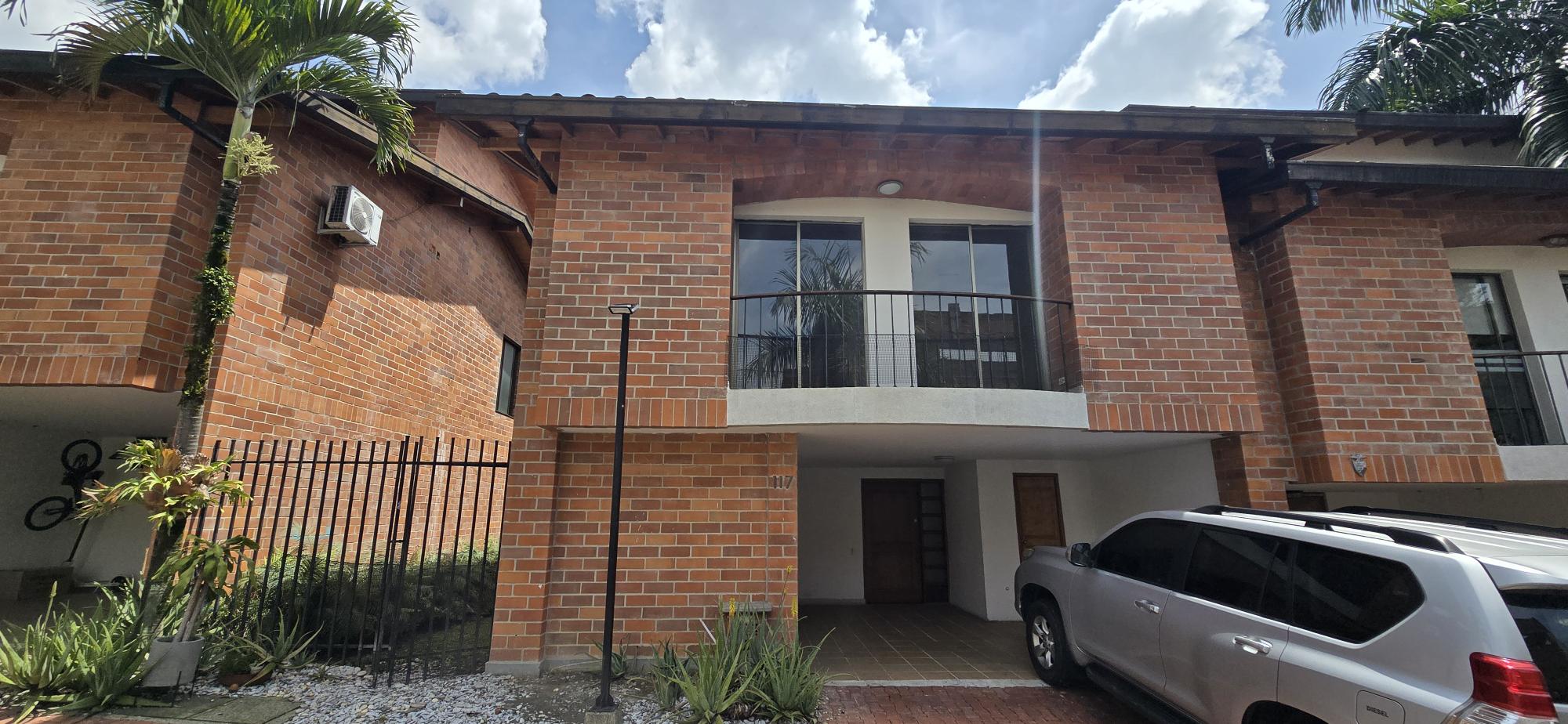Casa en venta - Medellín