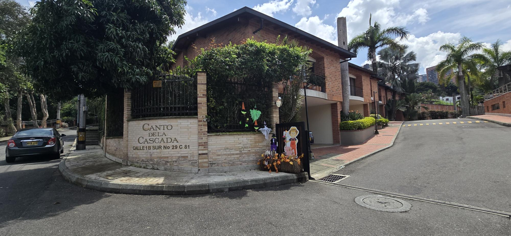 Casa en venta - Medellín - 2